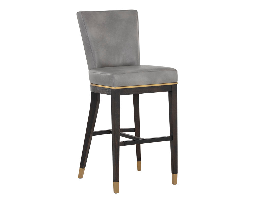 Picture of Alister Barstool