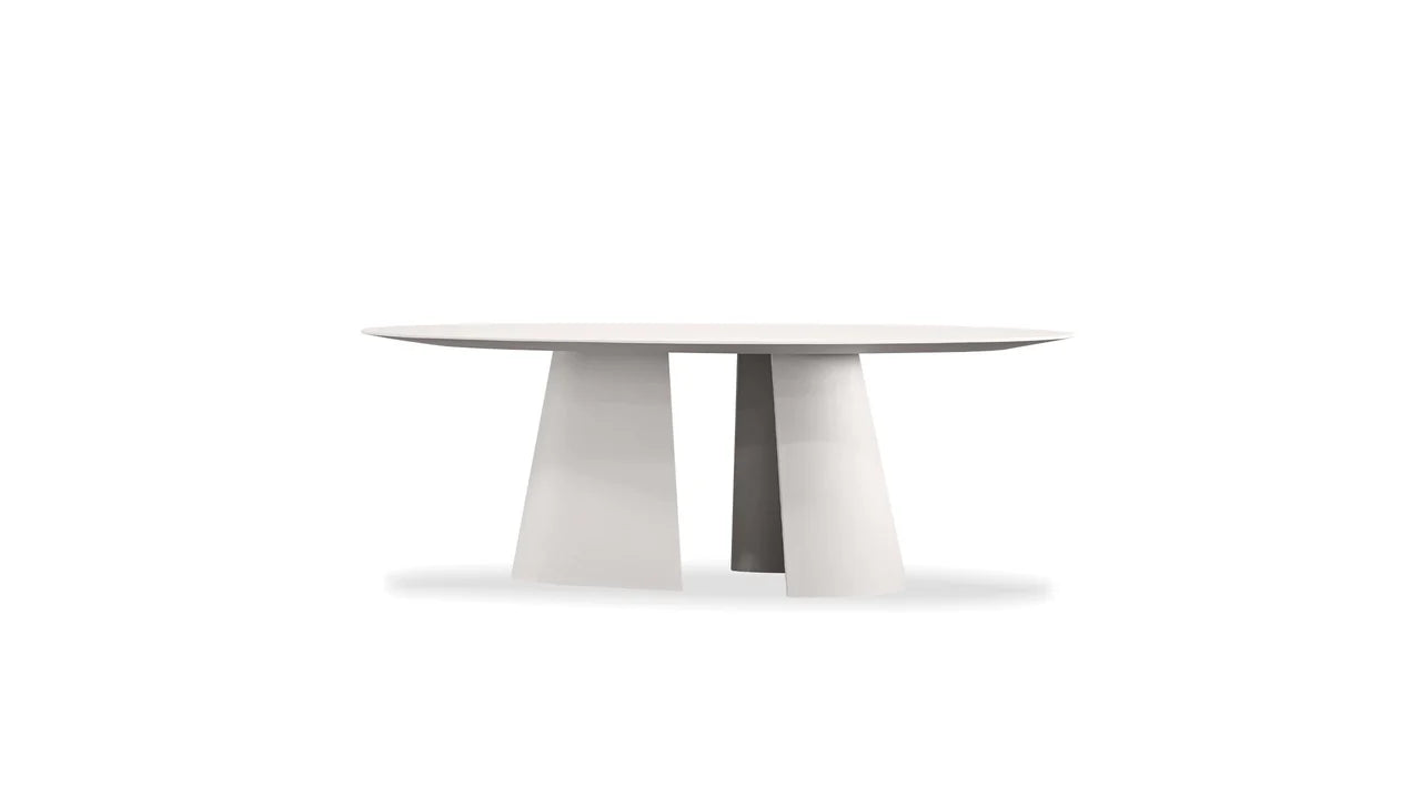 Tumuli Dining Table